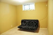 Beautiful spacious 2 bedroom basement suite - Photo 4