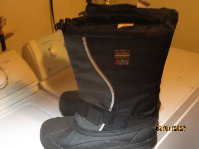 Mens Winter Work Boots