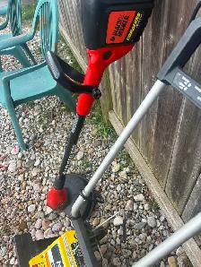 Snow thrower..and weed wacker - Photo 2