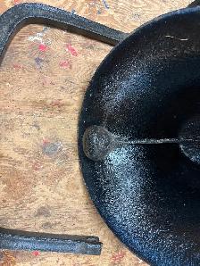 ANTIQUE CAST IRON DINNER BELL - Photo 9