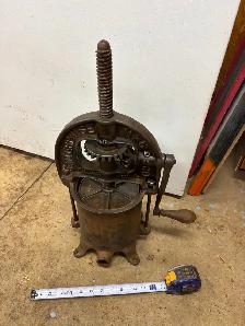 ANTIQUE SAUSAGE STUFFER - Photo 3