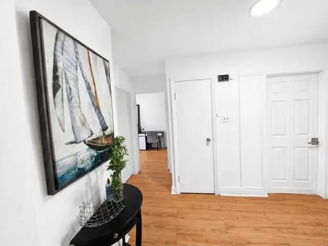 ROOM RENTALS/FURNISHED BEDROOMS FOR RENT/CHAMBRE MEUBLÉE FURNISH
