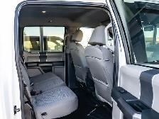 2022 Ford SUPER DUTY F-250 SRW XLT - Photo 19