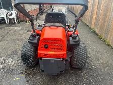 Kubota ZD326 - Photo 3