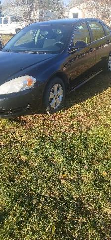 Chevrolet Impala LT - Photo 2