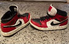 Air Jordan 1 Mid "Chicago Black Toe" – Men’s US 9 – Authentic - Photo 3