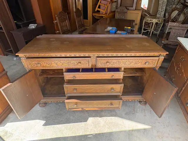 Free delivery Antique Style oak Wood Sideboard Buffet