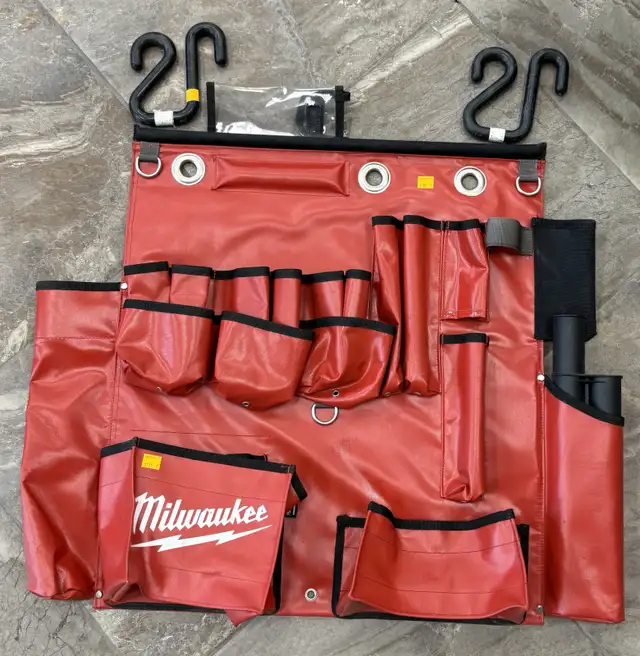 Milwaukee Lineman's Aerial Apron Tool Storage ( 48-22-8290 )