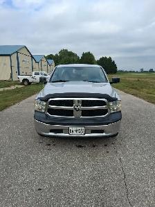 2014 Ram 1500 4x4 - Photo 4