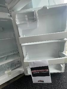 NEW 28" GE Top Freezer Fridge  (15.6 Cu.Ft) Frost Free - Photo 7