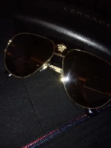 sunglasses - Photo 2