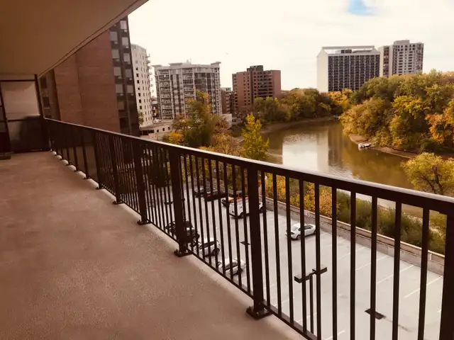 Luxury condo on Wellington Crescent