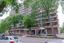 Luxury condo on Wellington Crescent - Photo 18