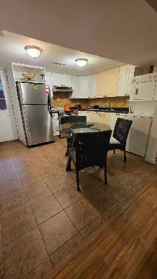 basement apartment for rent - Photo 4