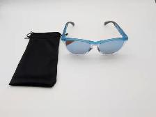 (B1605) Oakley Frogskins Sunglasses