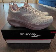 Womans Saucony Shoe