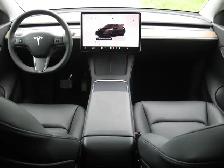 2022 Tesla Model Y Long Range - Photo 13