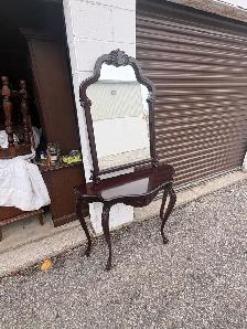 Free delivery used Vintage Style Console Table with Mirror - Photo 3