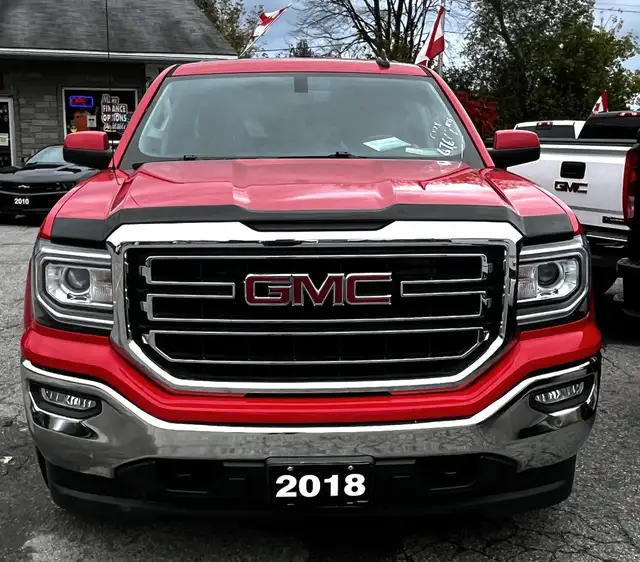 2018 GMC Sierra SLE CREW Z71 4X4 - CERTIFIED WITH WARRANTY 5.3 L