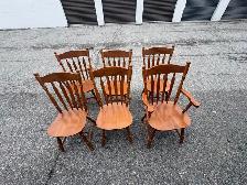 Free delivery used Set of 6 Solid Wood Dining Chairs - Photo 2