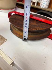 ANTIQUE WOODEN AND METAL PULLY - Photo 5