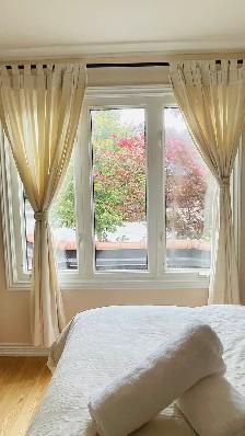 Bright Furnished Queen Room | 2nd Floor | All Inclusive - Photo 2