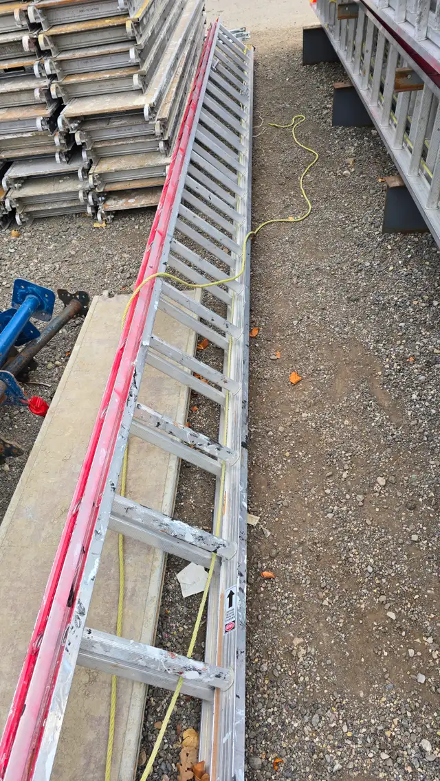 40' Extension Ladder