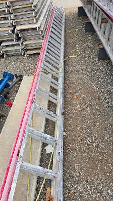 40' Extension Ladder