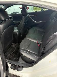 2013 Hyundai Elantra Limited - Photo 9