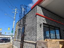 Steel Fixed Safety Cage Roof Access Ladders, Parapet/Platform