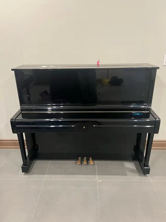 Monthly Special! Yamaha Upright Piano U1