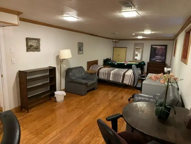 Room For Rent Near Newnham Campus(Urgent) Seneca