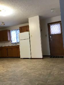 Near U of S. Perfect student rental! - Photo 2
