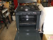 PROPANE STOVE - Photo 2