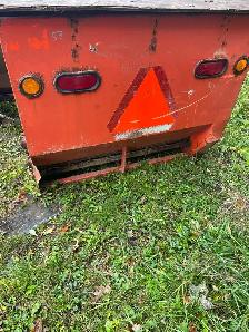 3 pth salt spreader