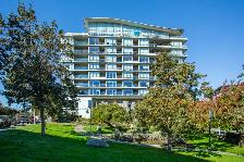 2 Bed Condo with Stunning Views - Photo 2