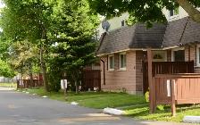 BEAUTIFUL 2 BR TOWNHOUSES AVAILABLE FOR RENT IN BELLEVILLE - Photo 2