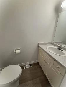 266 London Rd - 3 bedroom townhome for lease - just renovated! - Photo 15