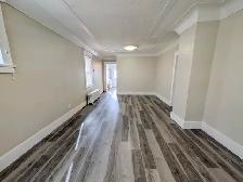 5374 Huron St, Niagara Falls - 2 Bedroom Main Unit - Photo 4