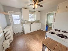 5374 Huron St, Niagara Falls - 2 Bedroom Main Unit - Photo 5