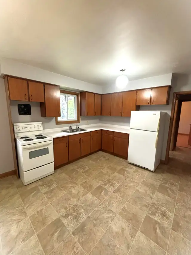 Rent Freeze! 6-511 Niagara, Wyoming - 2 bedroom apartment