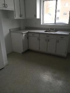 PROMO! 3 1/2 À Charlesbourg Emplacement de choix Libre