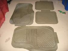 TAPIS CUIR COULEUR BEIGE - Photo 2