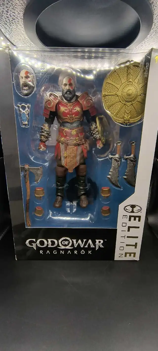 NEW GOD OF WAR KRATOS ELITE EDITION ARES ARMOR