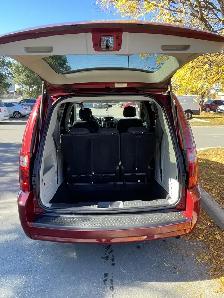 2010 Dodge Grand Caravan SE  /  ONLY 184,000 KMS  /  NO ACCIDENT - Photo 9