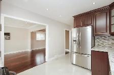 3 bedroom house (main floor) for rent - Photo 2