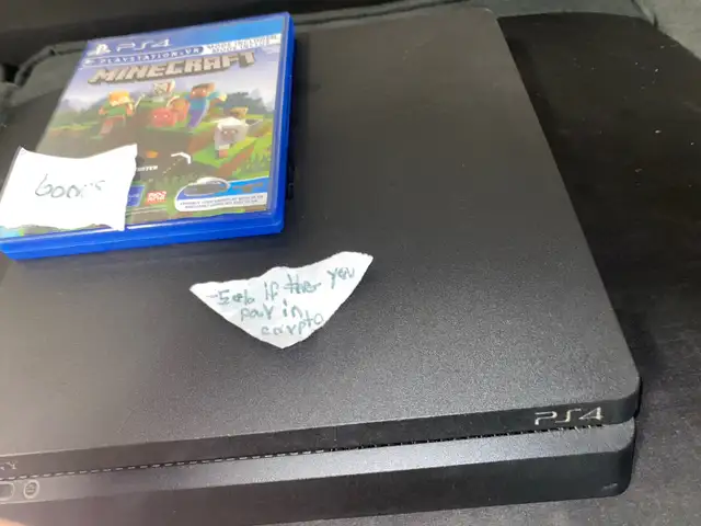 PS4 slim