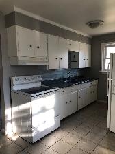 GREAT 3 Bedroom Apartment UTILITIES Included—Fenced Backyard - Photo 4
