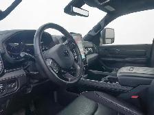 2025 Ram 1500 Limited | Night Edition | Trailer Tow Group - Photo 17