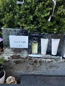 Calvin Klein Eternity for Women Gift Set — Brand New